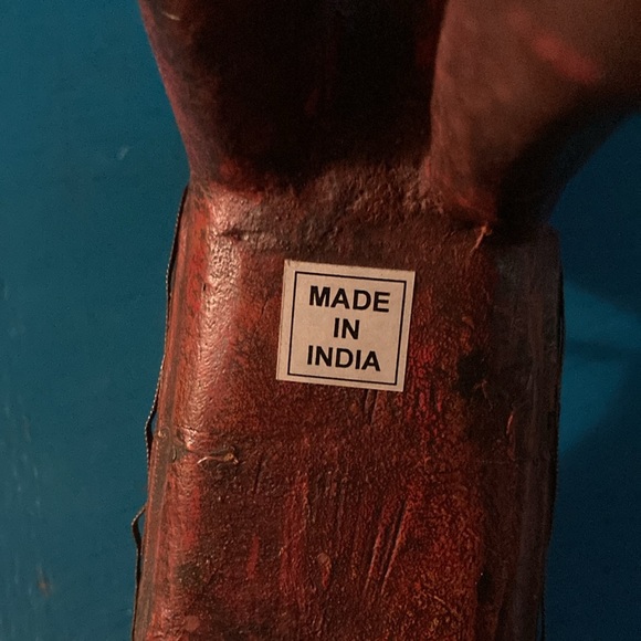 Wood/brass Horse statue from India. Exquisite detailed brass embellishments. - Picture 3 of 13